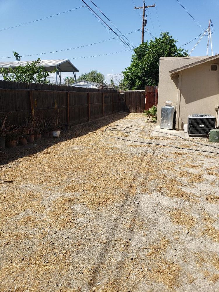 1321 Paradise Ln, Los Banos, CA 93635